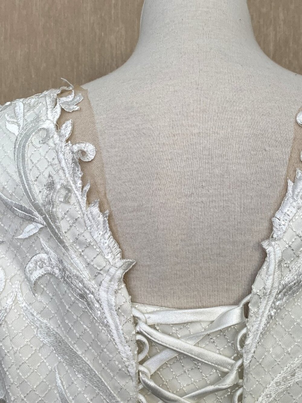 Jana Ann Couture White Lace Bustier Top with Illusion sleeves | Size 16 - Picture 6 of 11